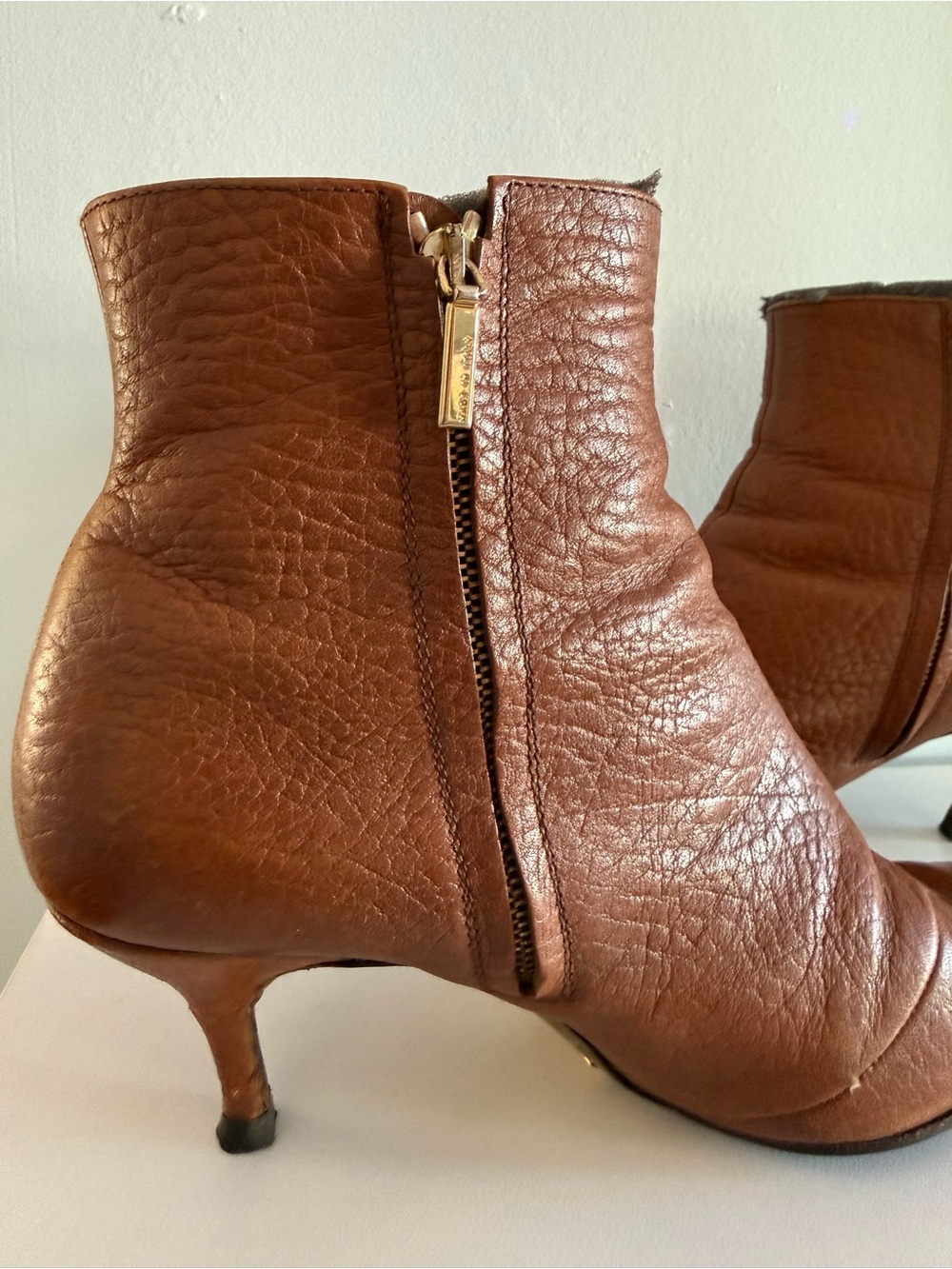 Dolce & Gabbana Tan Leather Pointed Toe Ankle Boots Size 41 (US 10/10.5) - Picture 3 of 6